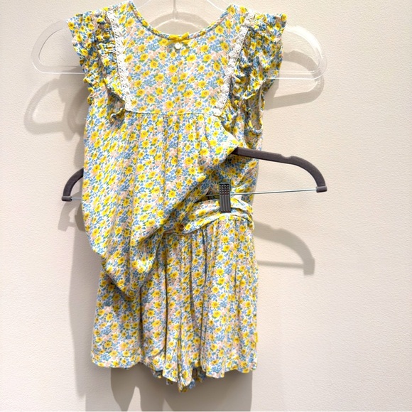 Perimitz Floral Ruffle Romper Size 130 - Picture 1 of 8